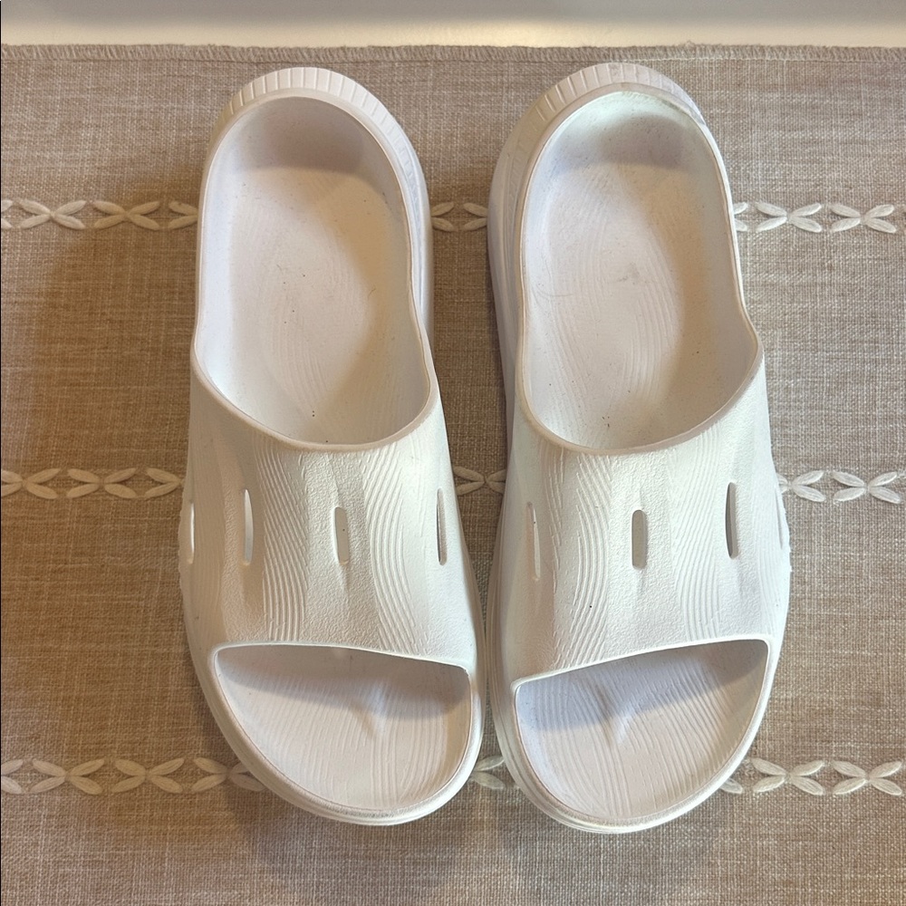 HOKA ORA Recovery Slide 3 Mens 8 Womens 10 in White - Picture 2 of 6